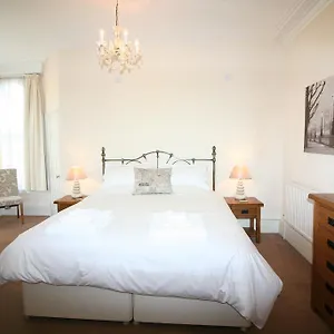 Lincoln House Bed & Breakfast Bridlington
